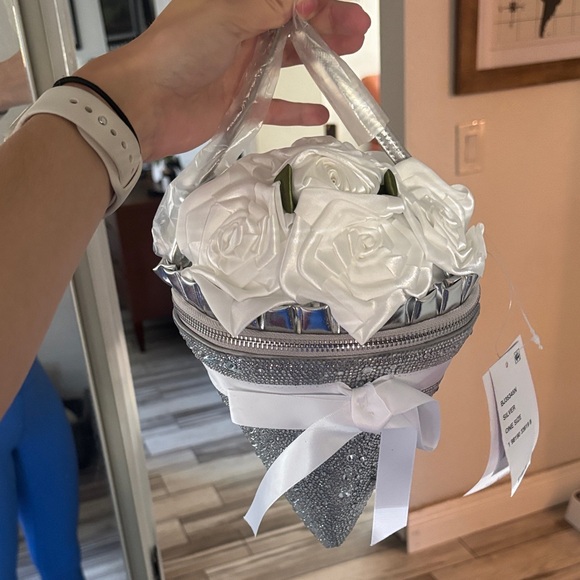 Elegant Silver and White Floral Cone Bag - Betsey Johnson - Picture 2 of 4